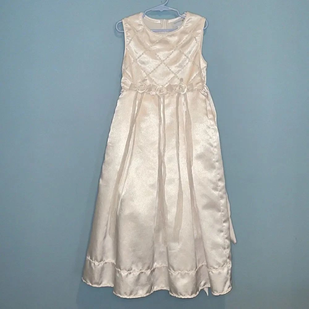 Chantilly Place  Dress Girl's White Formal Wedding Communion Dress